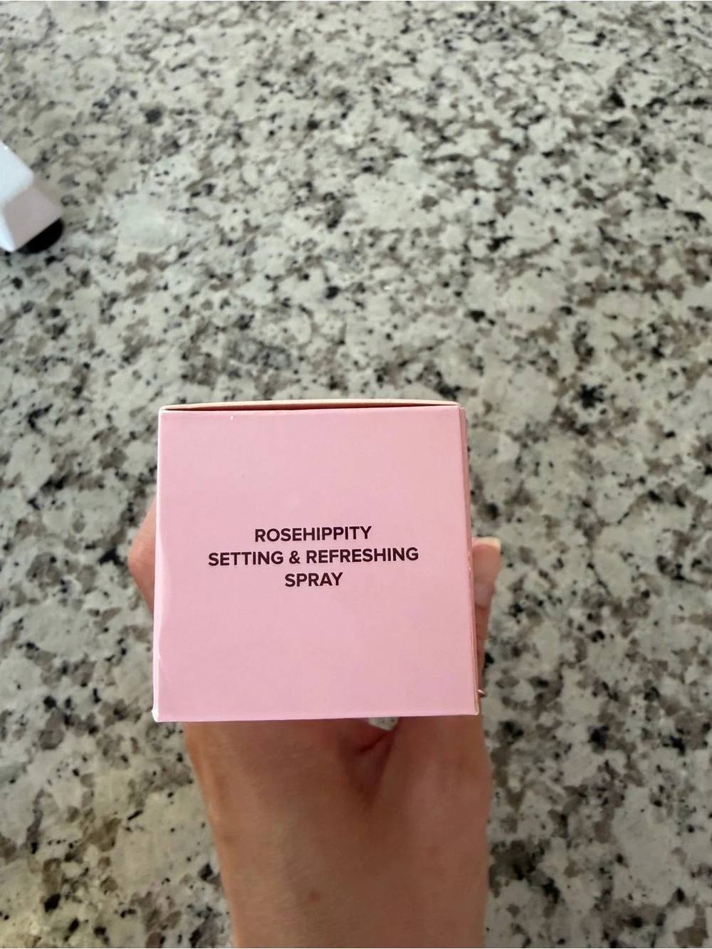 Rosehippity Setting & Refreshing Spray — Pink